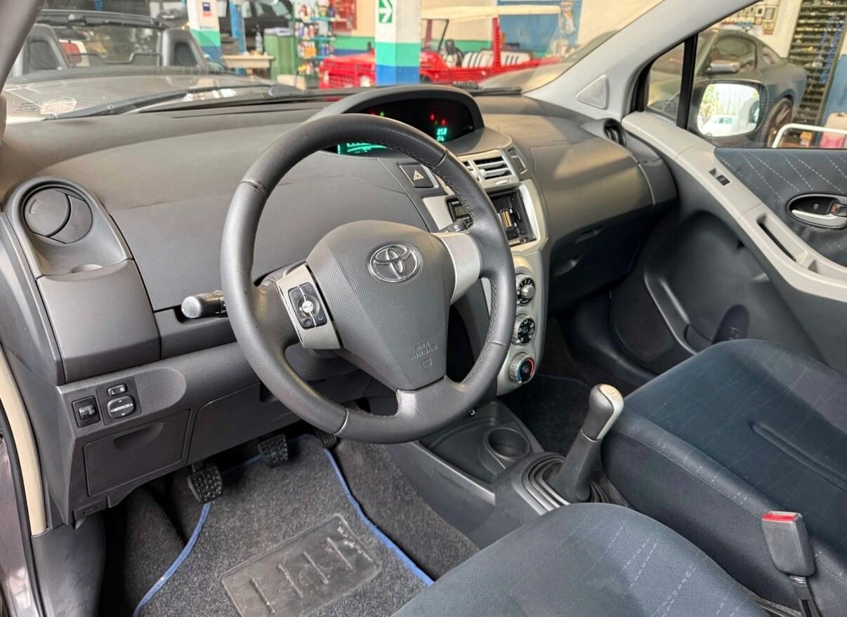 Toyota Yaris 1.3 5 porte Sol