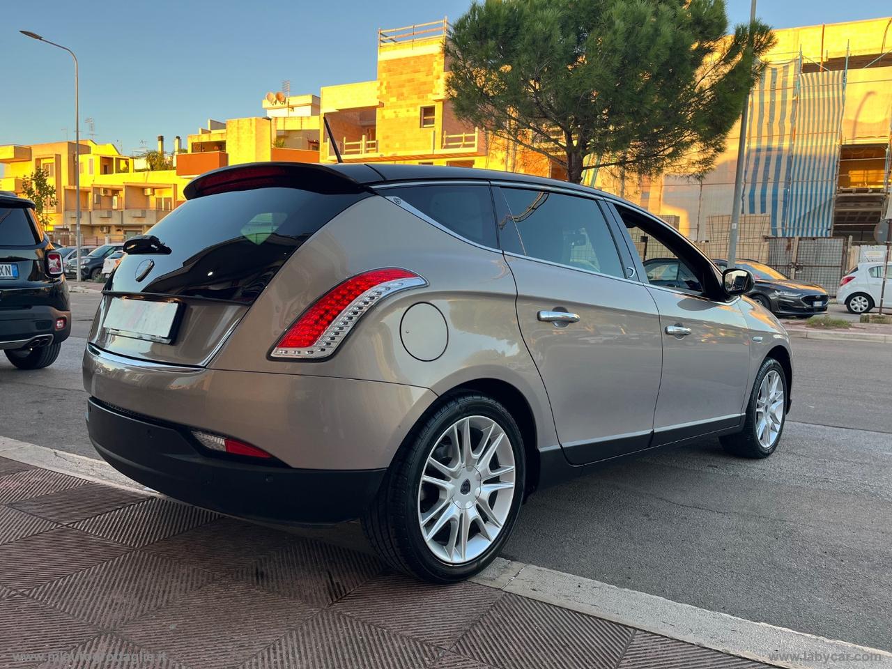 LANCIA Delta 1.6 MJT Platino FULL