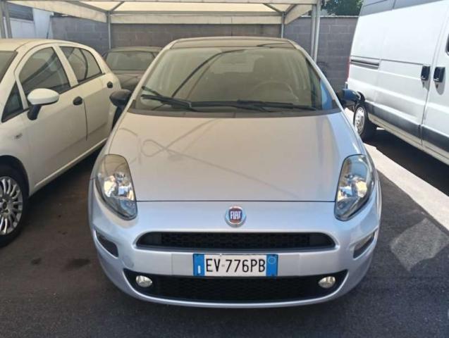 Fiat Punto Punto III 2012 5p 1.2 Lounge E6