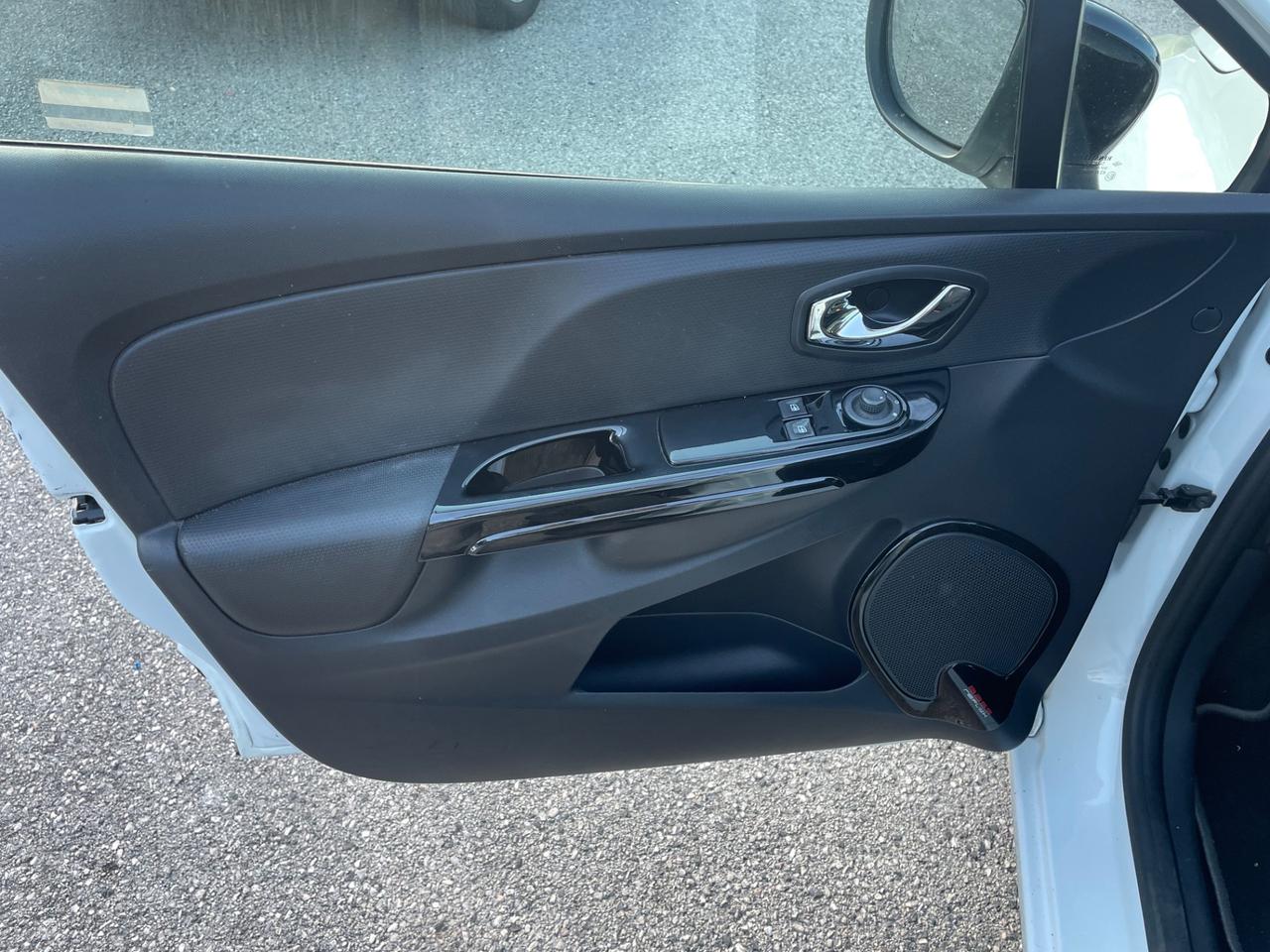 Renault Clio 1.2 16V 5 porte Dynamique