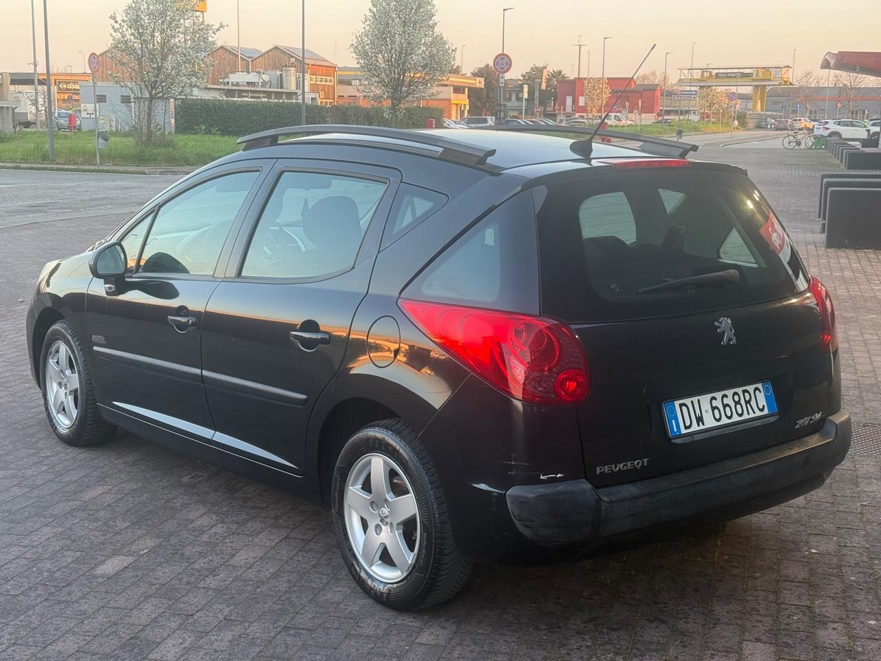 Peugeot 207 1.6 HDi 90CV FAP SW XS Ciel