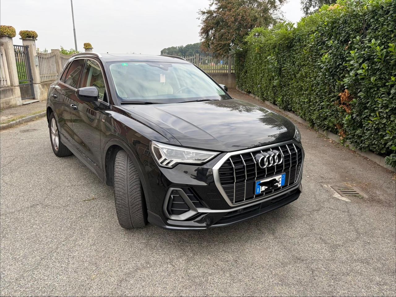 Audi Q3 40 TFSI quattro S tronic line edition