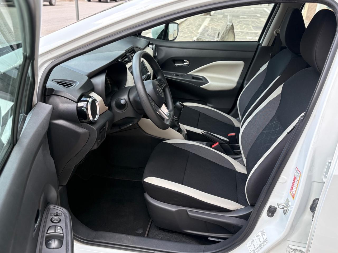 Nissan Micra 0.9 5Porte Acenta FULL/LED/NAV