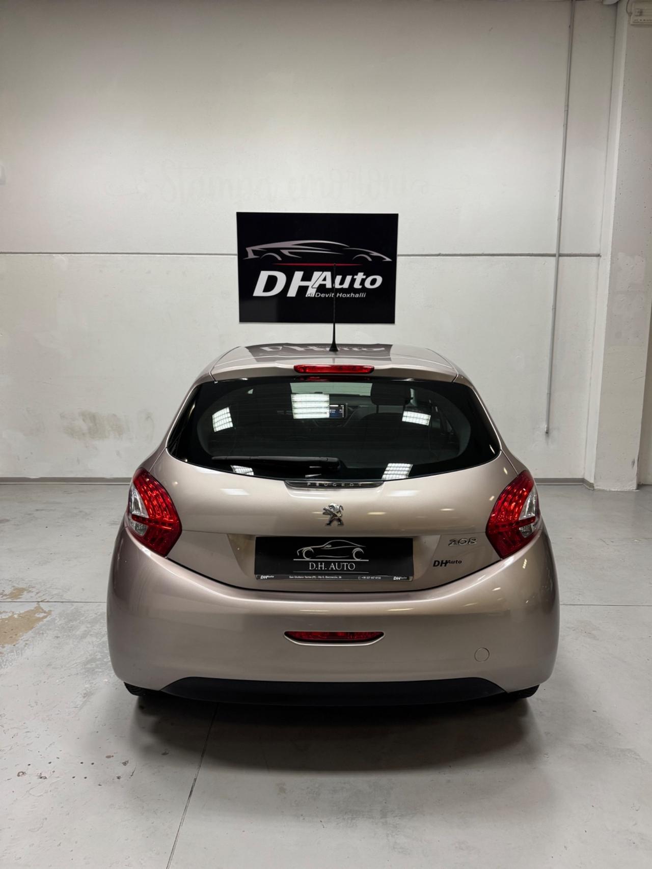 Peugeot 208 1.4 HDi 68 CV 5 porte Allure