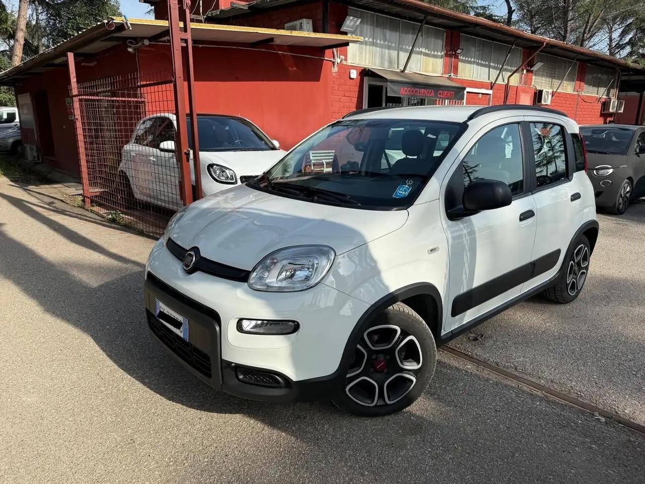 Fiat Panda 1.0 FireFly S&S Hybrid City Cross