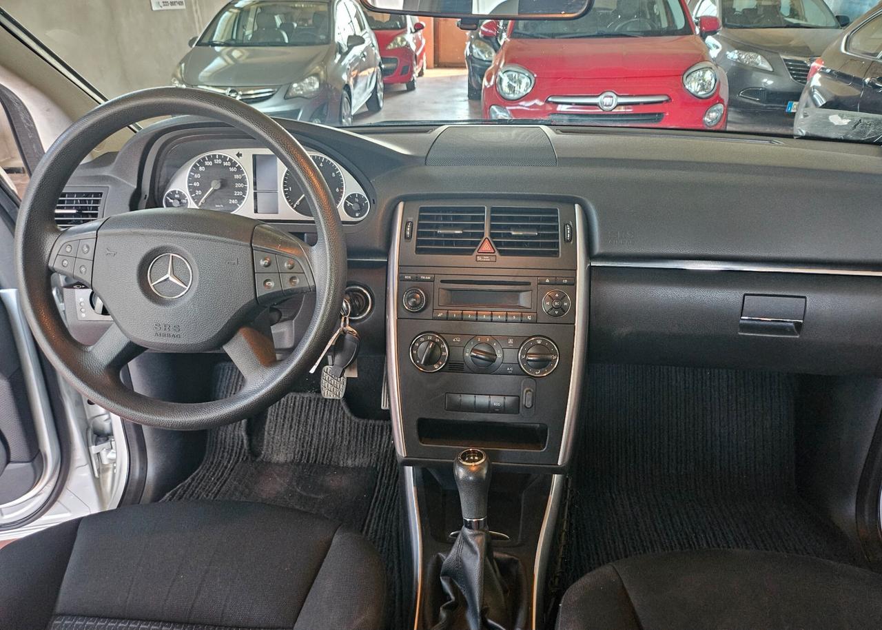 Mercedes-benz B 180 BlueEFFICIENCY Executive