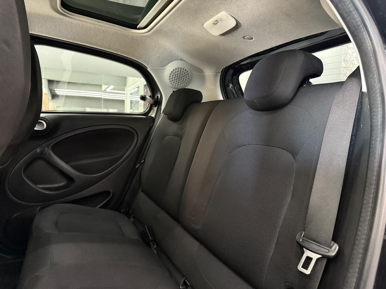 Smart ForFour 70 1.0 Passion Led Tetto