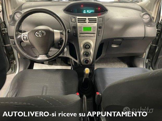 TOYOTA Yaris 1.0 5 porte Sol 69cv-UNIPRO