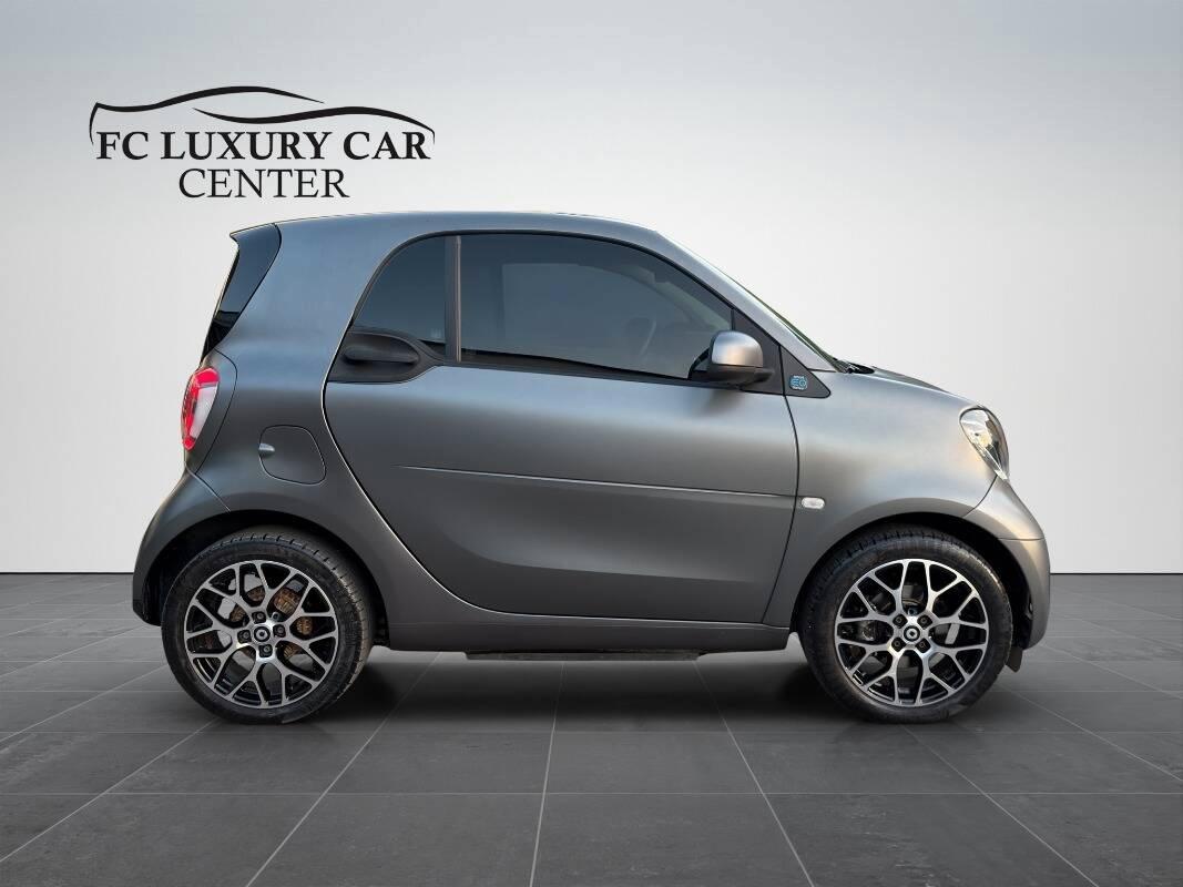 Smart Fortwo EQ Grigio Opaco Full led