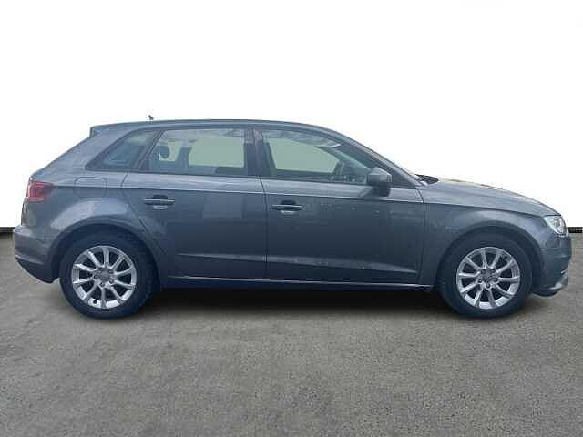 Audi A3 SPB 1.6 TDI clean diesel S tronic Attraction
