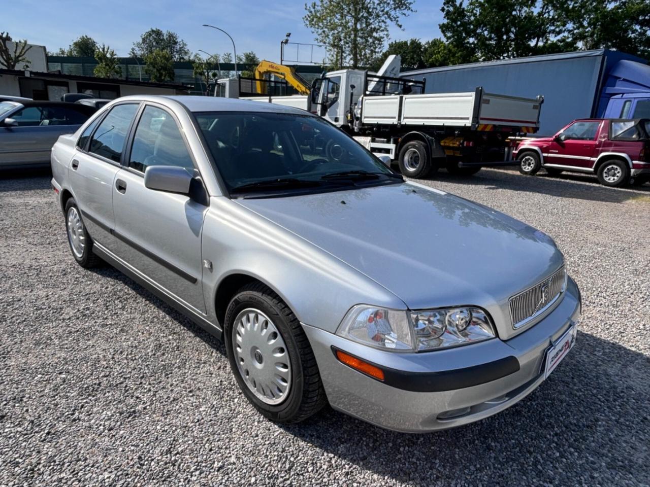Volvo V40 S40 1.8 16V cat