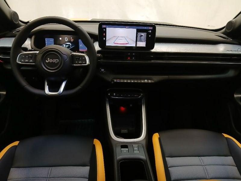 Jeep Avenger 1.2 turbo e-hybrid mhev The North Face 4xe 145cv edct6