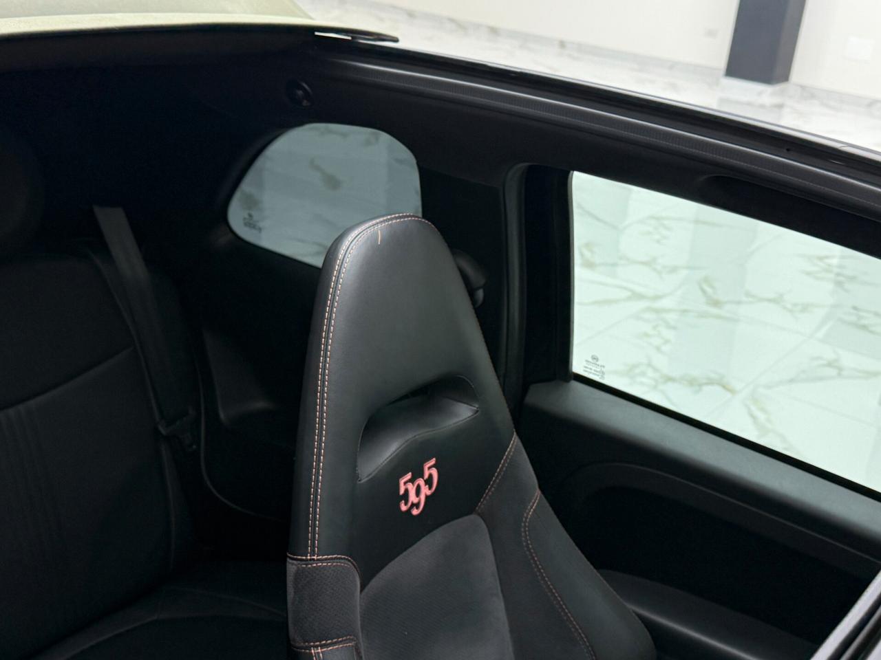 Abarth 595 C 1.4 Turbo T-Jet 160 CV MTA Competizione