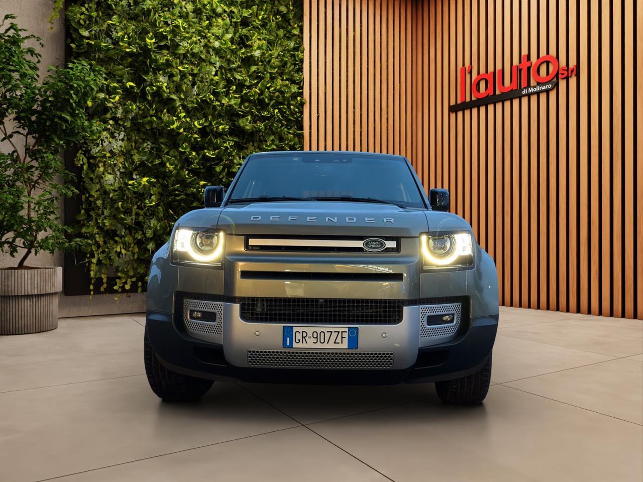 Land Rover Defender 90 3.0D I6 200 CV AWD Auto SE