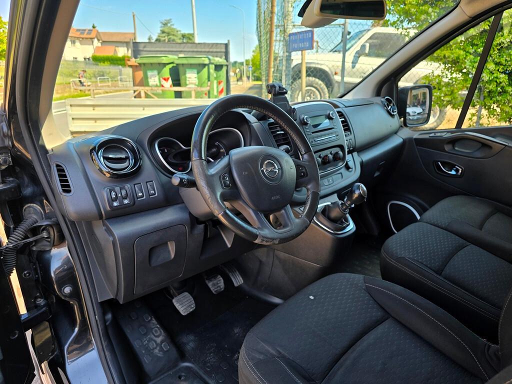 Opel Vivaro 1.6 BITDI 140CV PASSENGER 9 POSTI