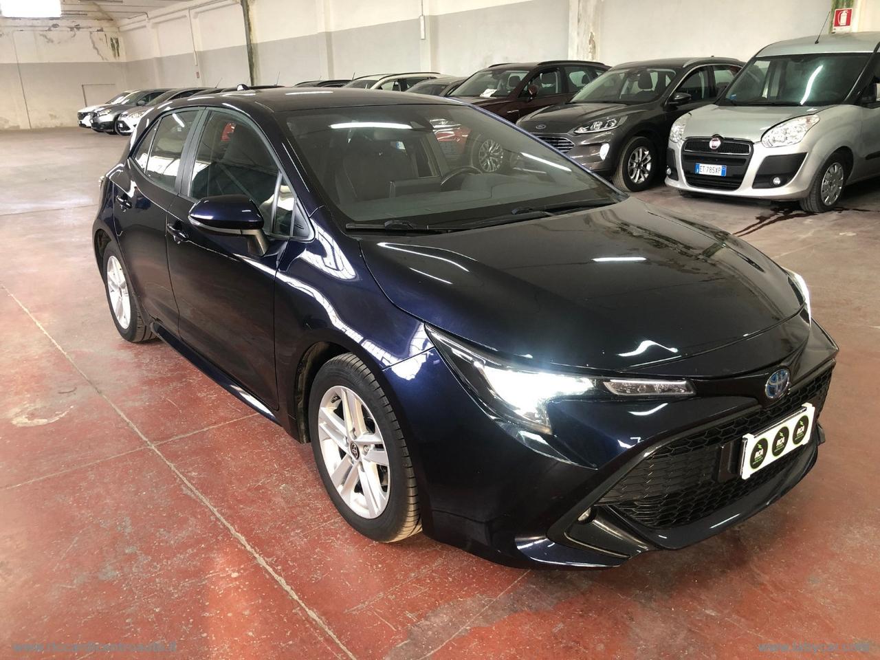 TOYOTA Corolla 1.8 Hybrid Business
