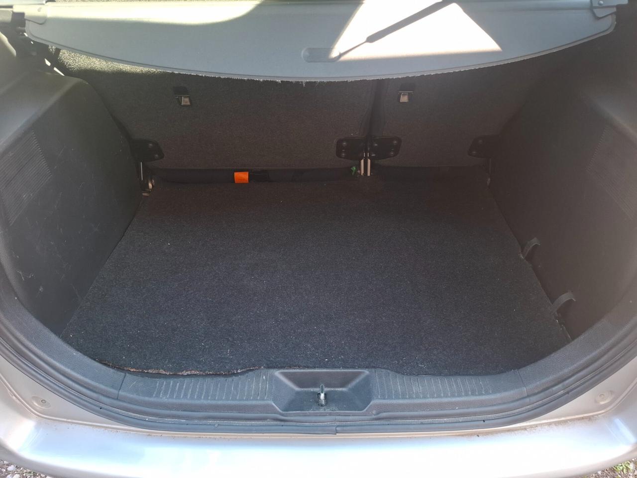 Mazda 2 Mazda2 MY'06 1.4 TD 5p. Sony Ericsson