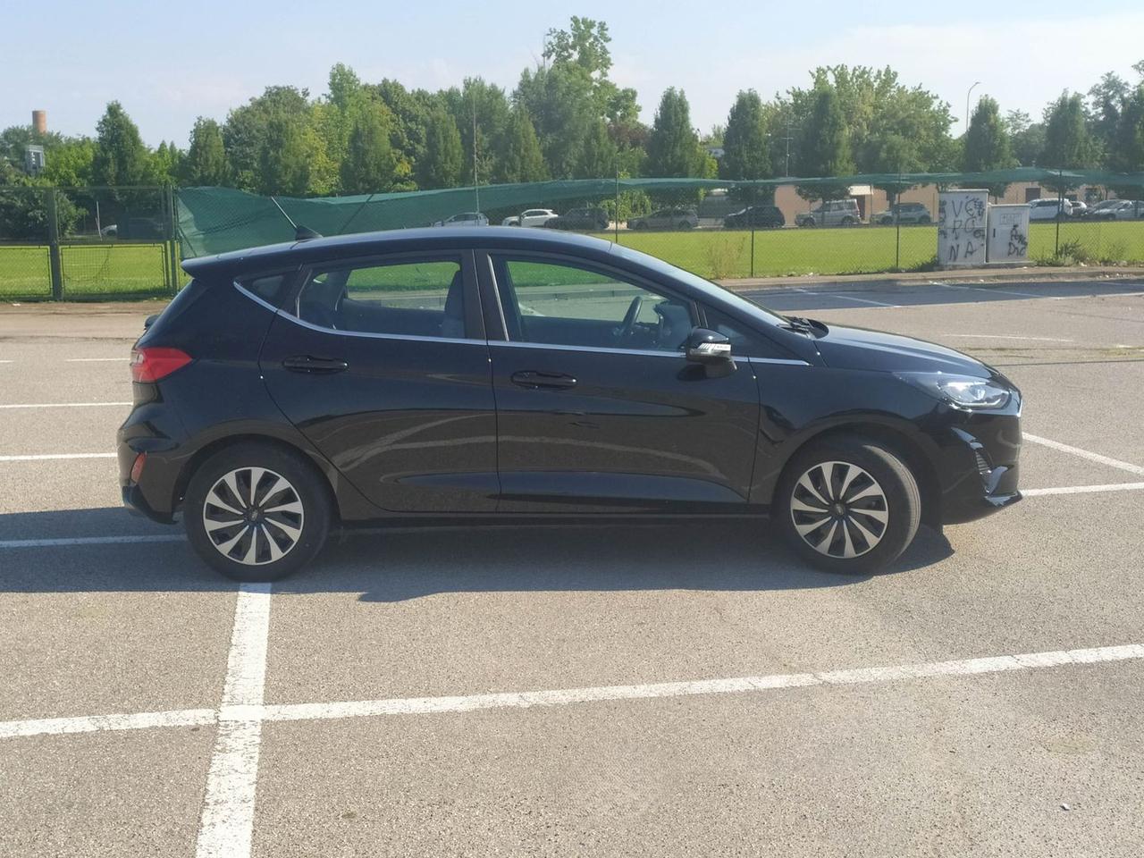 Ford Fiesta Titanium 1.1 75 cv GPL #11526