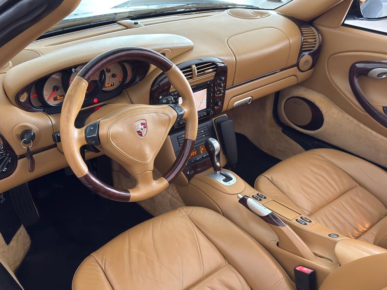 Porsche 911 Carrera 4 cat Cabriolet