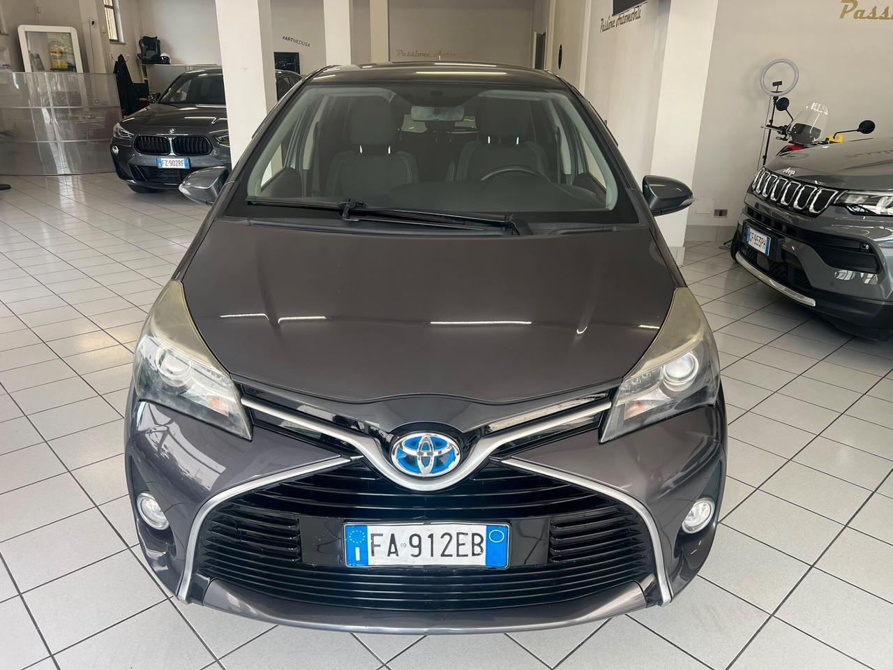 Toyota Yaris 1.5 Hybrid 5 porte Cool