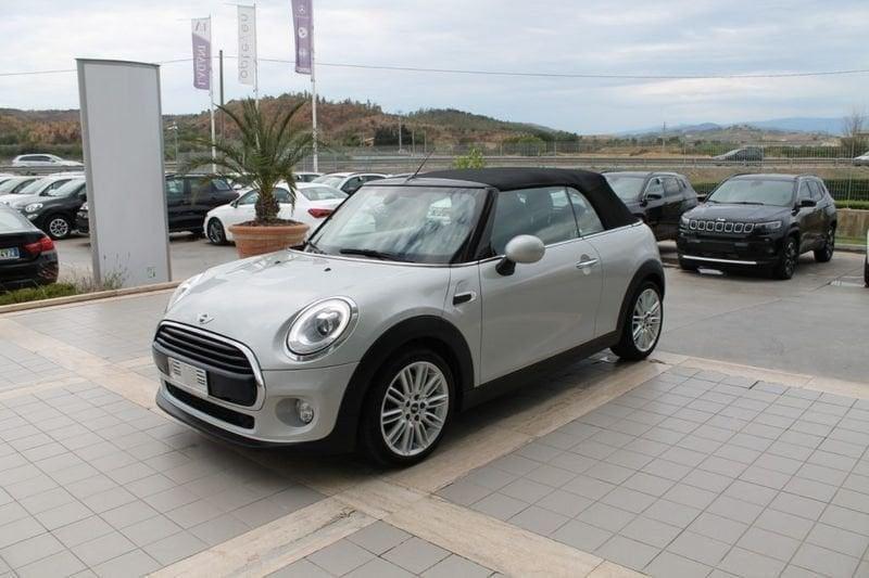 MINI Mini 1.5 Cooper D Cabrio