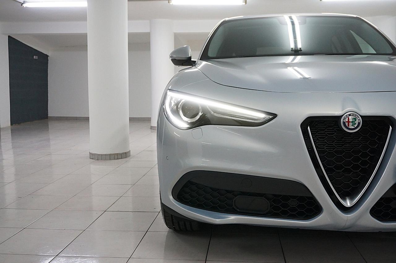 Stelvio 2.2 Turbodiesel 190 CV AT8 Q4 Executive