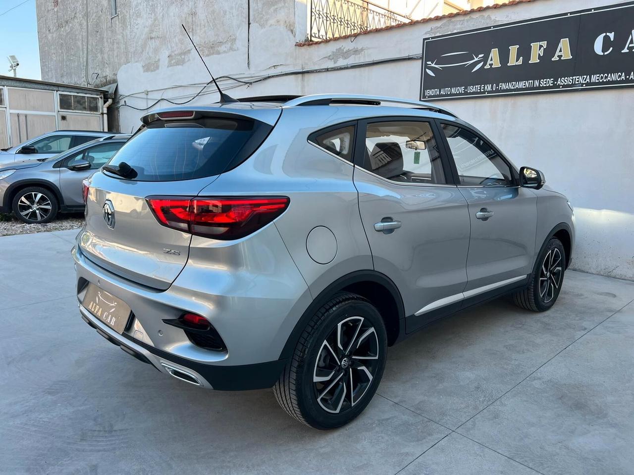 MG ZS 1.0 T-GDI 111CV 2023 LUXURY!!! TETTO APRIBILE!!!