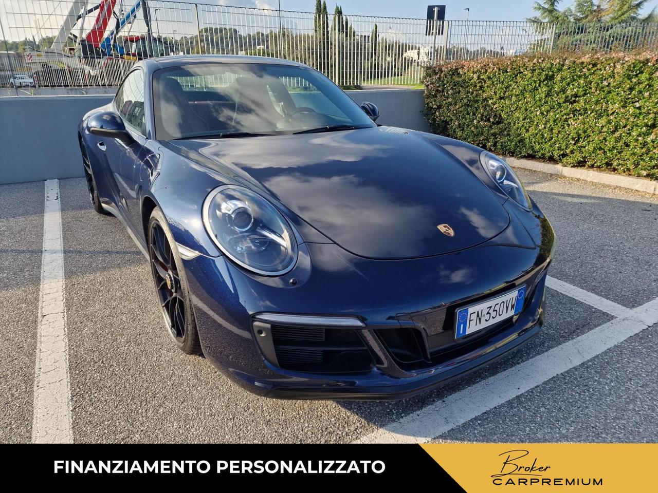 Porsche 911 3.0 Carrera 4 GTS auto