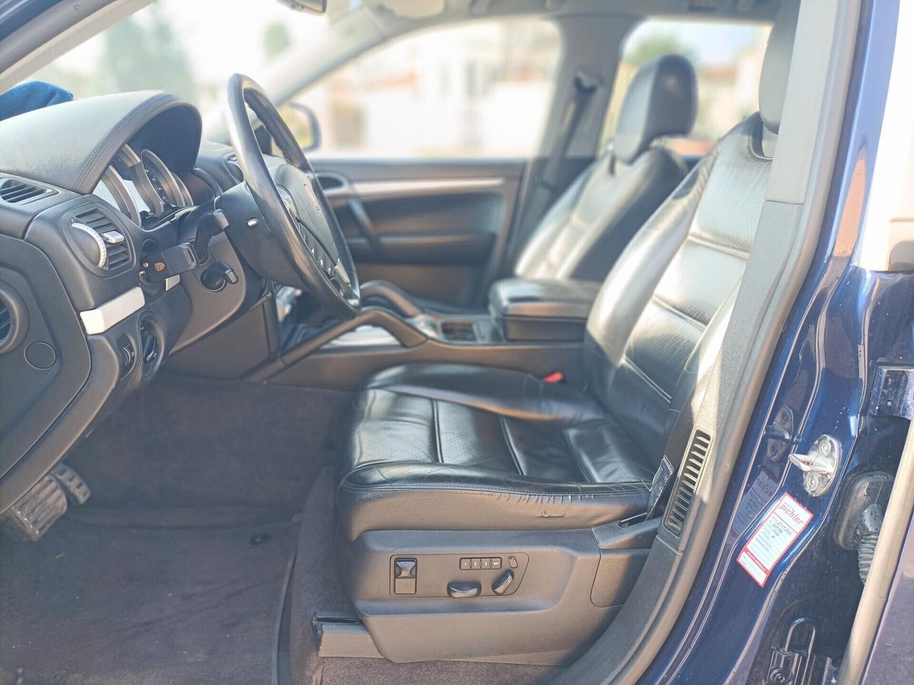 Porsche Cayenne 4.5S V8