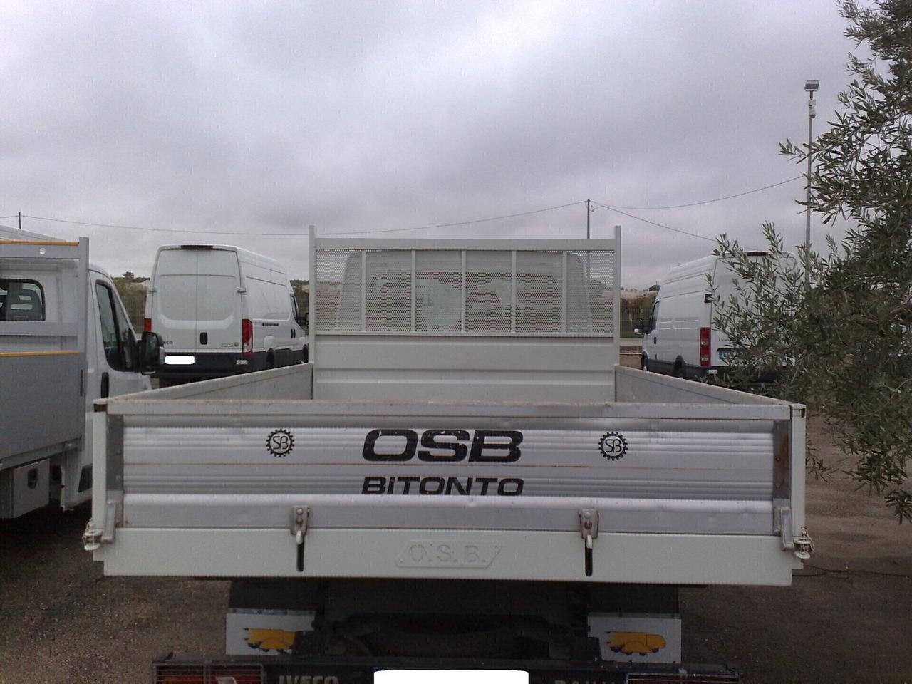 Iveco Daily 35c14 ribaltabile trilaterale - 2022