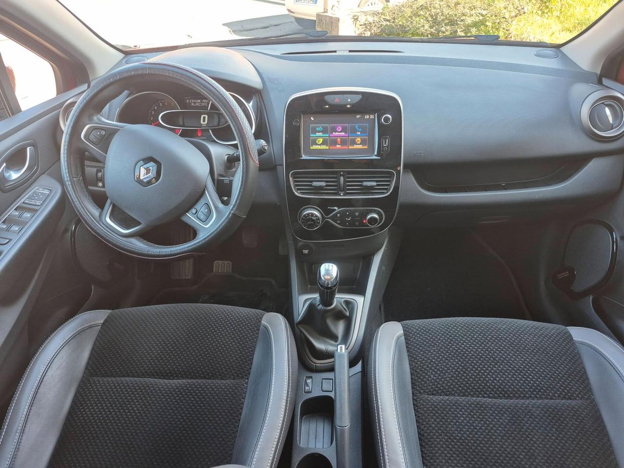 Renault Clio TCe 12V 90CV Start&Stop 5 porte Energy Excite
