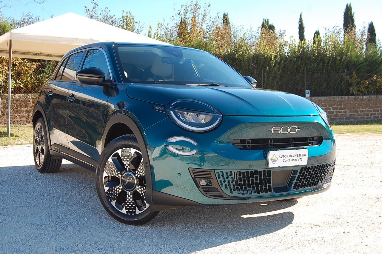 Fiat 600 Hybrid 100 CV DCT MHEV