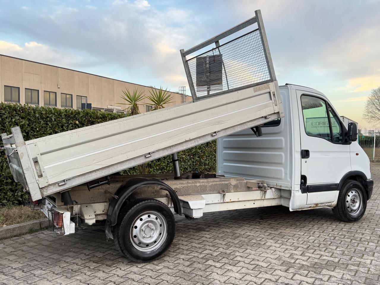Renault Master 2.5 CAMION RIBALTABILE TRILATERALE