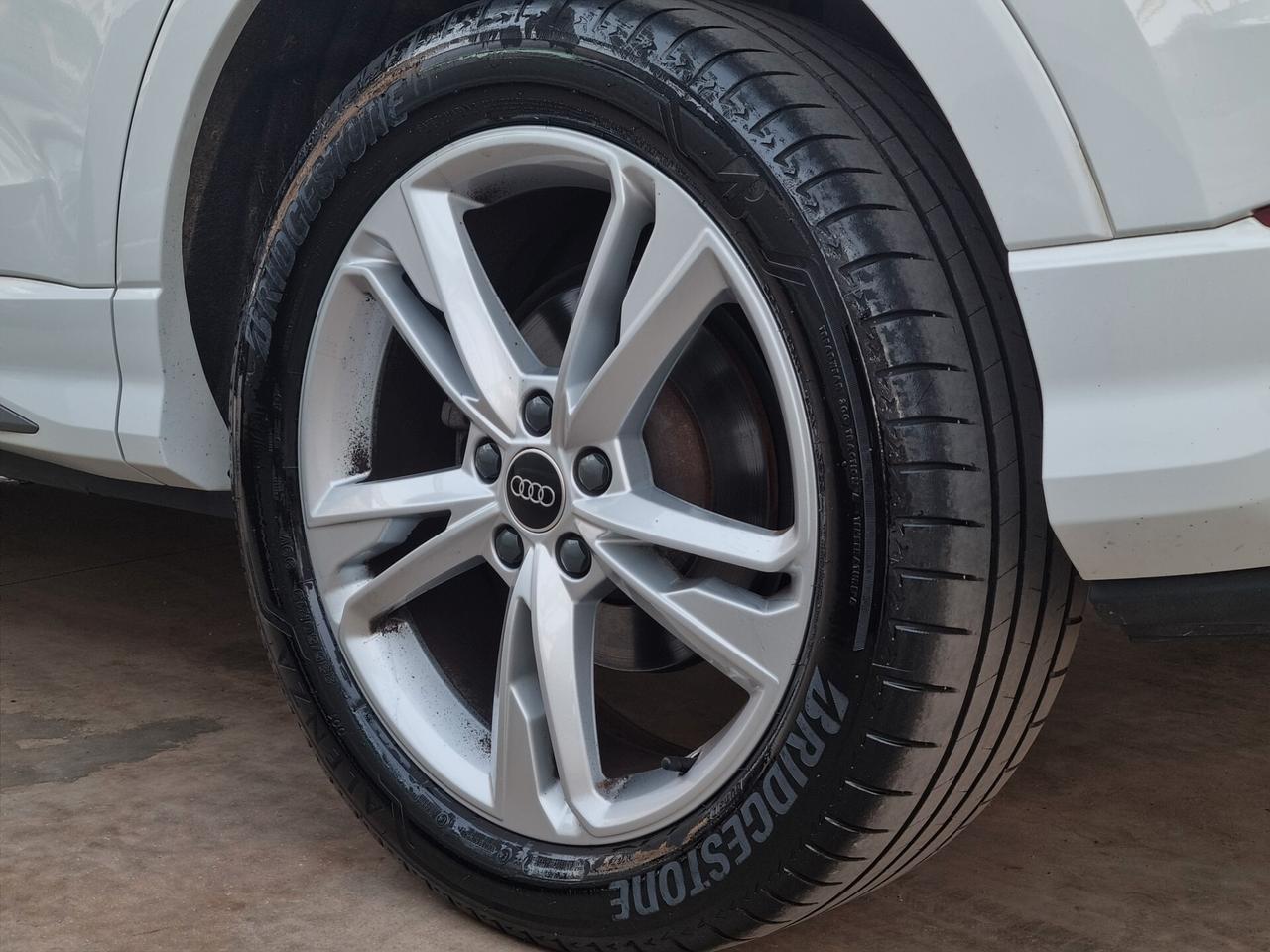Audi Q3 II 2018 35 2.0 tdi S line edition s-tronic