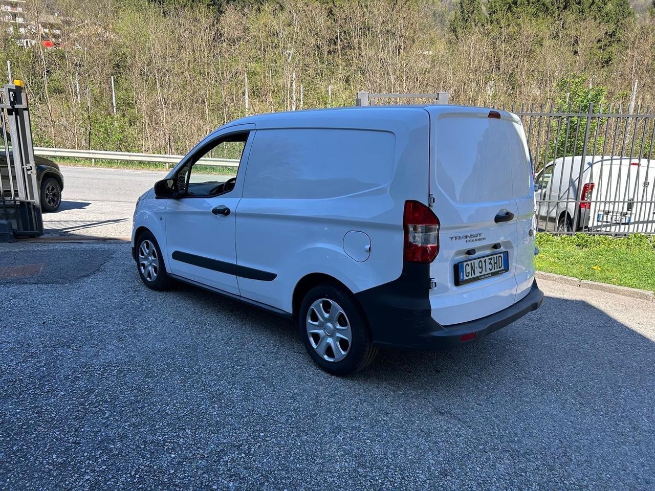 Ford Transit Courier 1.5 TDCi 75CV Van Trend