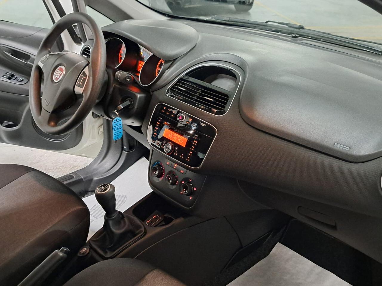 Fiat Punto 1.3 16V M-jet Easy 5 P. N1 Autocarro 4 Posti