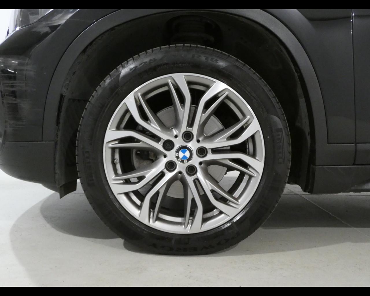 BMW X1 (F48) - X1 sDrive18d Business Advantage