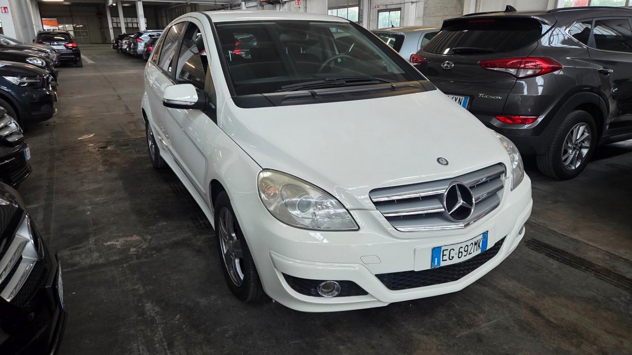 Mercedes-benz B 180 NGT BlueEFFICIENCY Executive unico proprietario