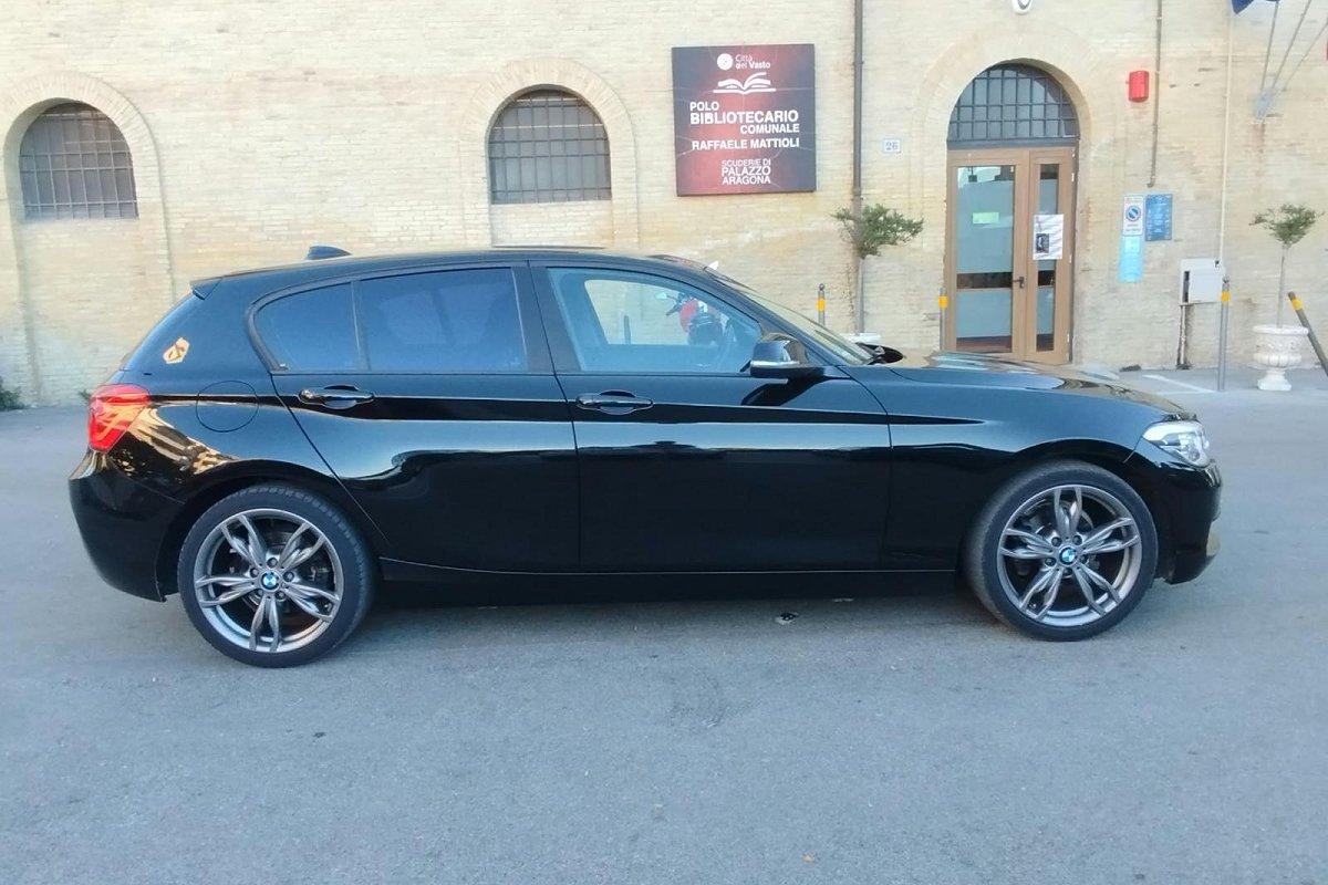 BMW 118i 5p. Advantage
