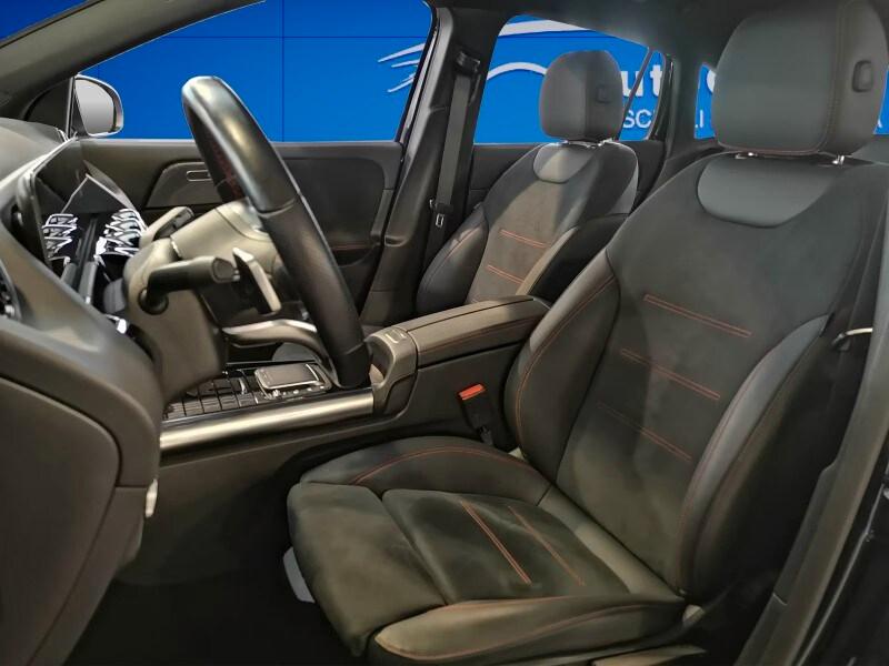 MERCEDES GLA (H247) GLA 180 Automatic ...