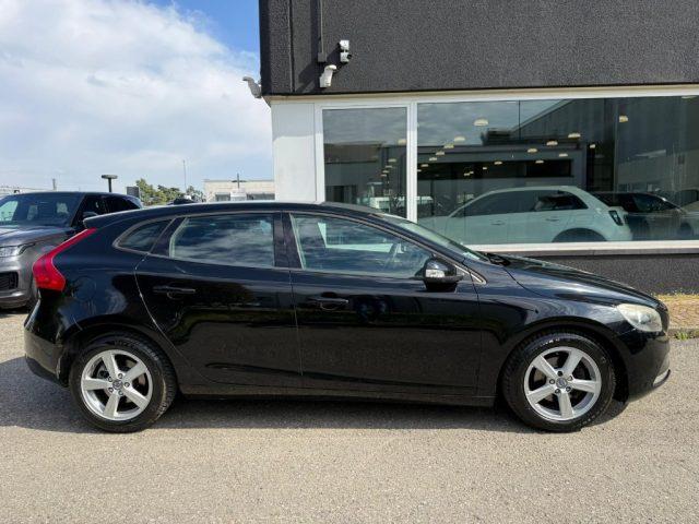 VOLVO V40 D2 1.6 Kinetic NEOPATENTATI - CLIMA AUT. - 16