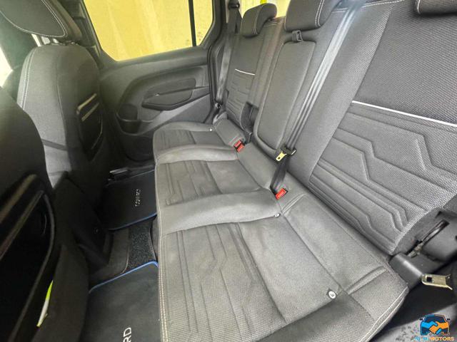 FORD Tourneo Connect 1.5 TDCi 120 CV Titanium