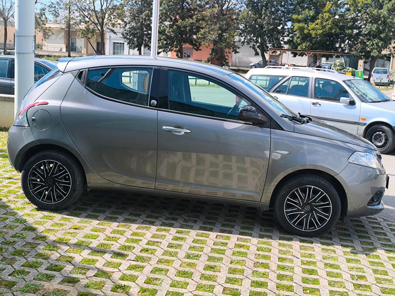 LANCIA YPSILON GOLD GPL CASA MADRE 10/2019 KM 87.000