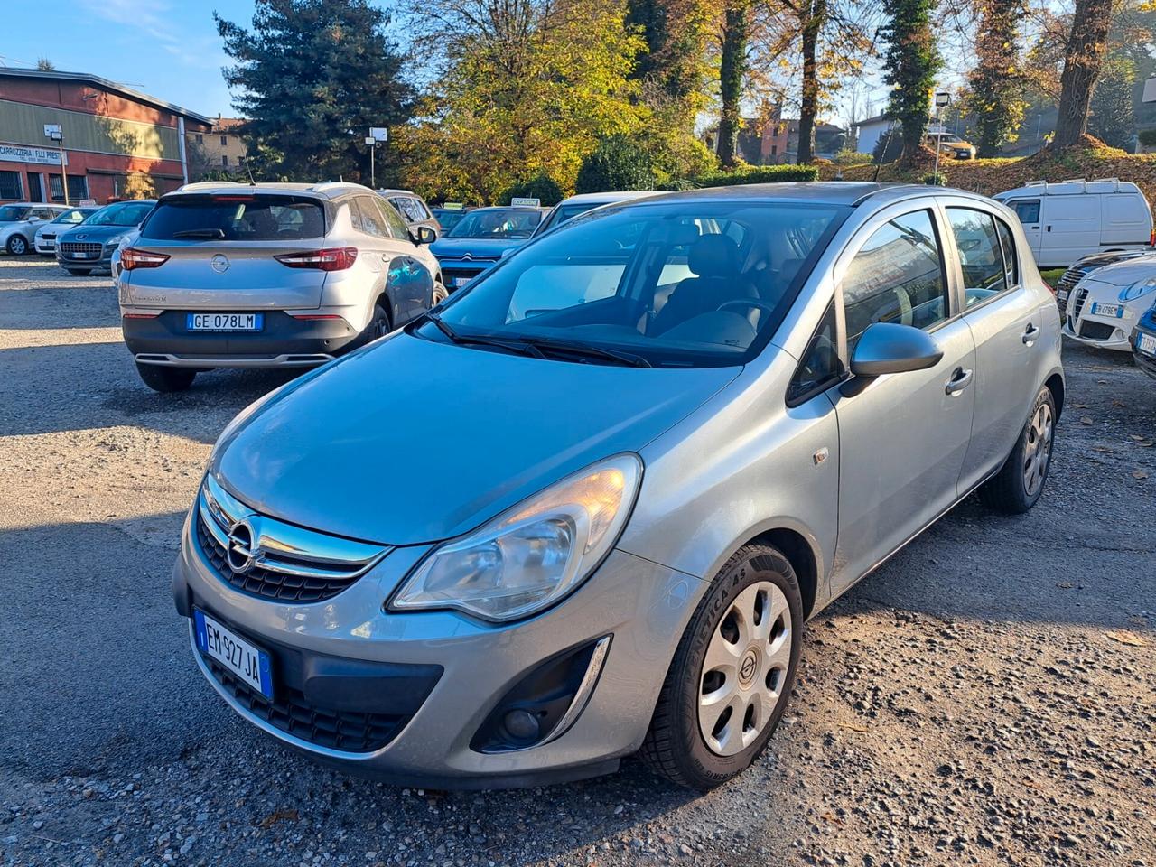 Opel Corsa 1.2 5 porte Elective