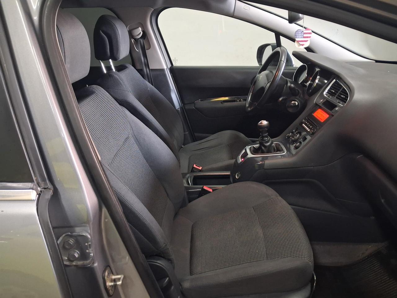 Peugeot 5008 1.6 hdi unico prop 7 posti 2015