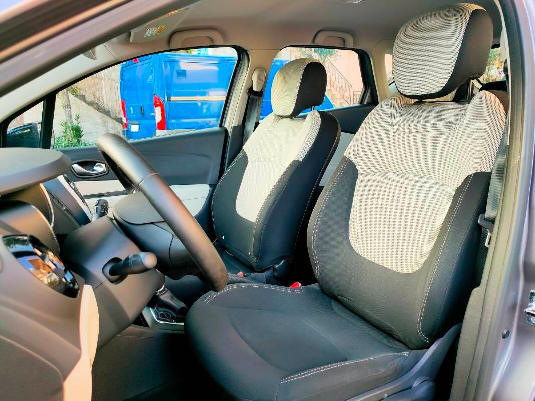 Renault Captur 1.5 dci Business 90CV - 45.290 KM