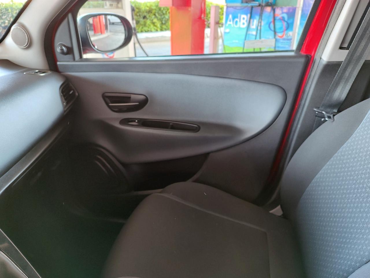 Lancia Ypsilon 1.2 GPL EURO 6 2016 OK NEOP promo