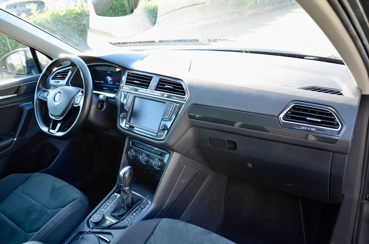 VOLKSWAGEN TIGUAN 2.0 TDI EXECUTIVE 4MOTION 190cv DSG, UFF ITALIANA, TUTTI SERVICE UFF VW, EURO 6B, NAVI, RETROCAMERA, PERMUTE