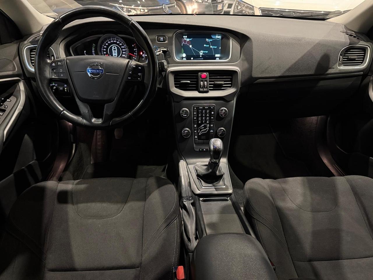 Volvo V40 D2 1.6 Momentum