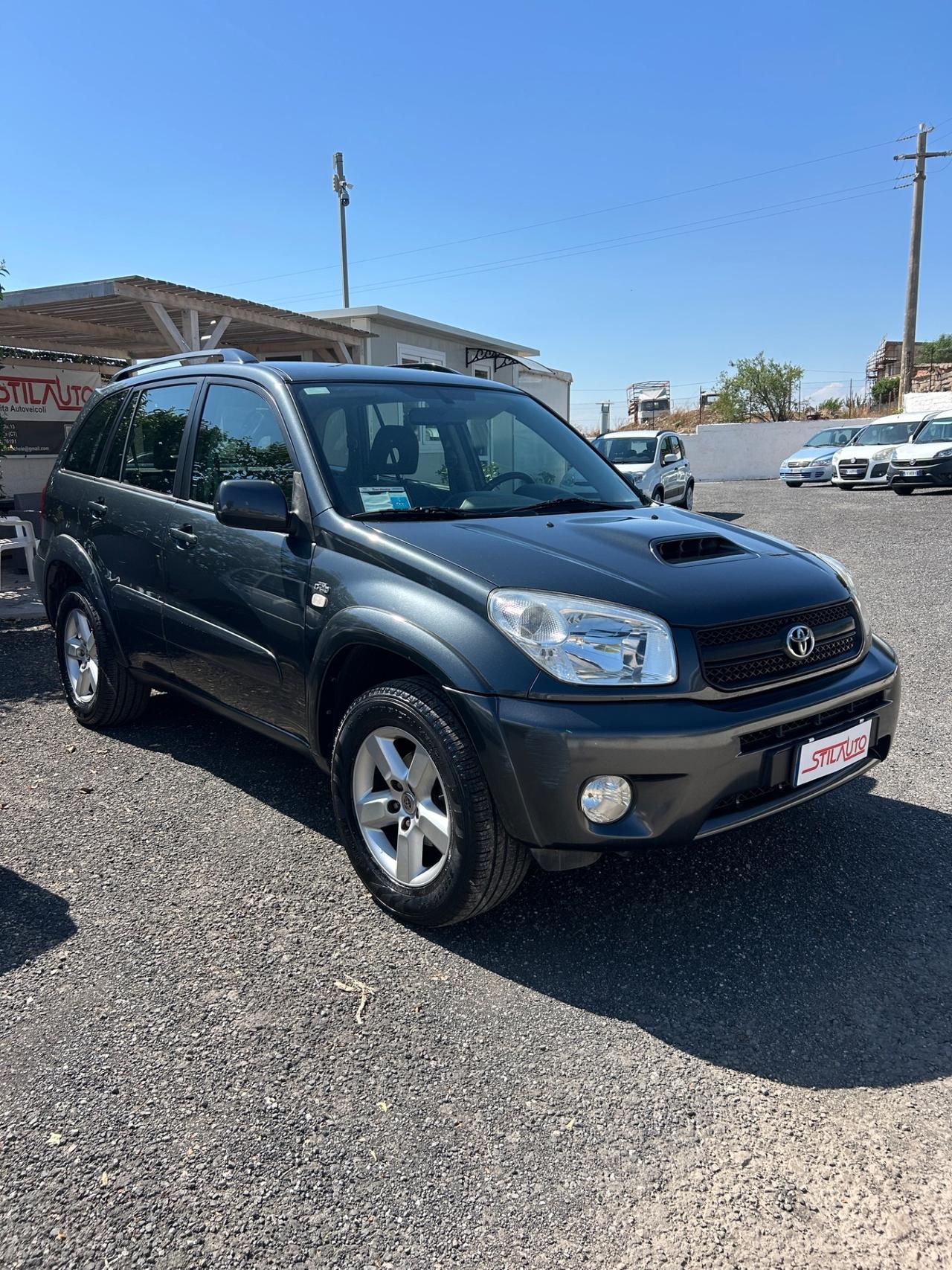 Toyota RAV 4 RAV4 2.0 Tdi D-4D cat 5 porte Sol